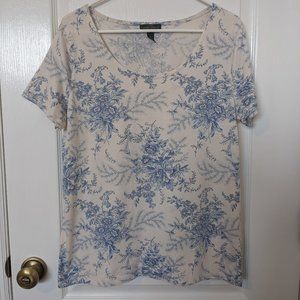 **5 for $25🌞**.  Ralph Lauren Top